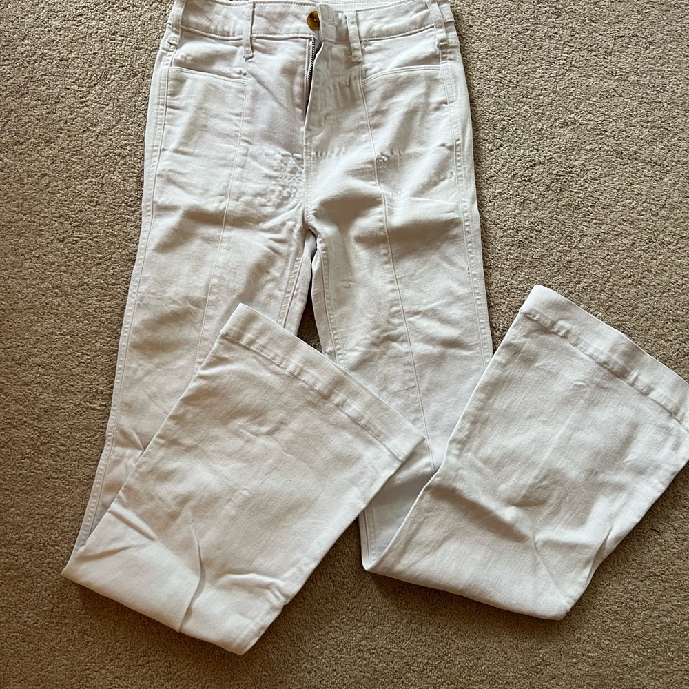 White Denim Stretchy Jeans Altar’d State Mini Flare Size 25.